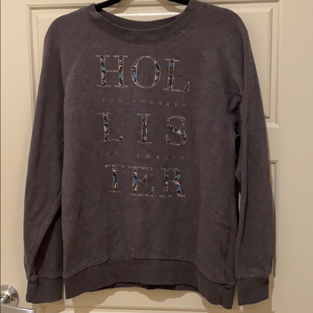 Hollister Crewneck Sweatshirt